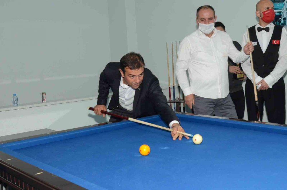 Bozüyük 3 bant Bilardo Cumhuriyet Kupası sahiplerini buldu