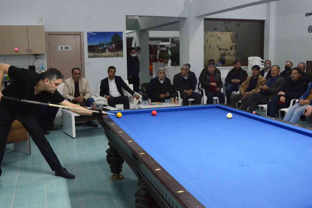 Bozüyük 3 bant Bilardo Cumhuriyet Kupası sahiplerini buldu