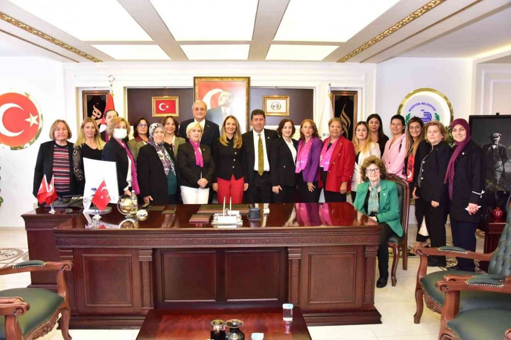 CHP Kadın Kolları Genel Başkanı Nazlıaka’dan Bozüyük Belediyesine ziyaret