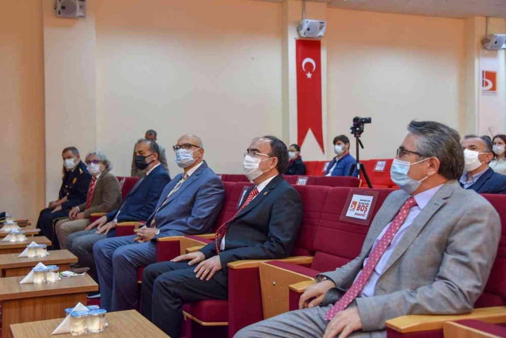 Bilecik’te ’Cumhuriyete Giden Yol’ adlı konferans yapıldı