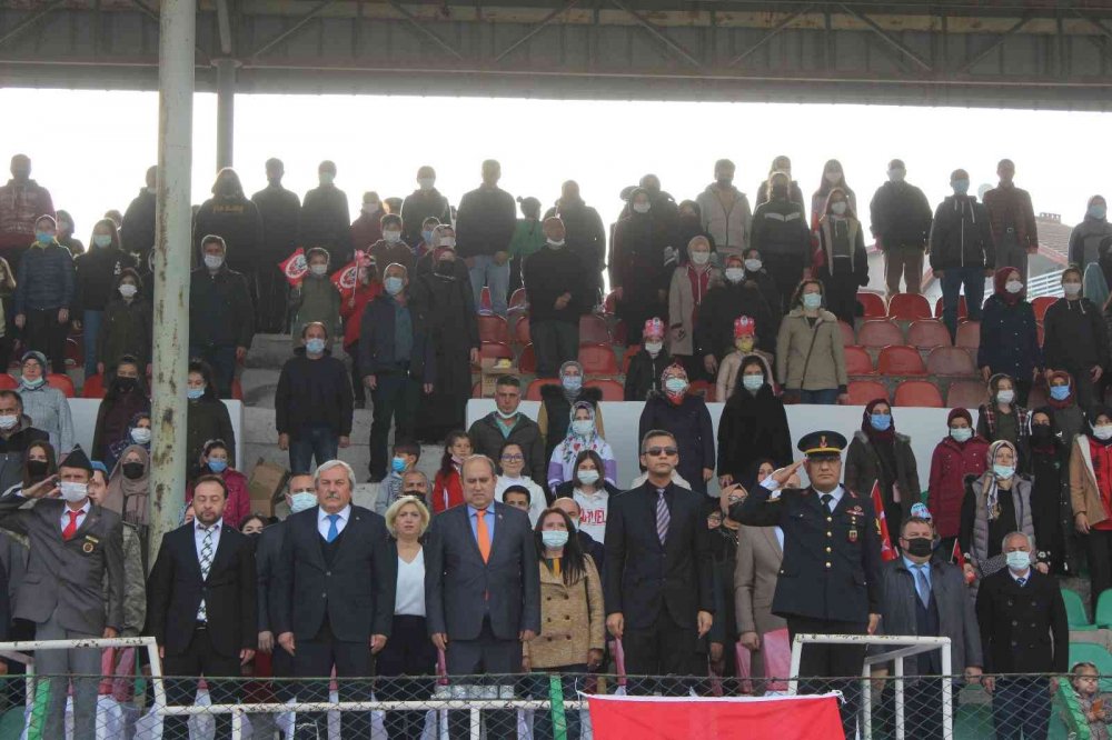 Osmaneli ’de 29 Ekim Cumhuriyet bayramı coşkuyla kutlandı