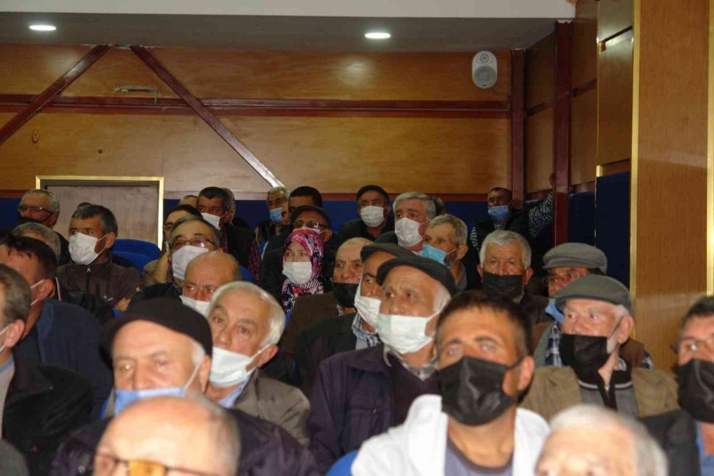 Şerbetçiotunda kriz büyüyor