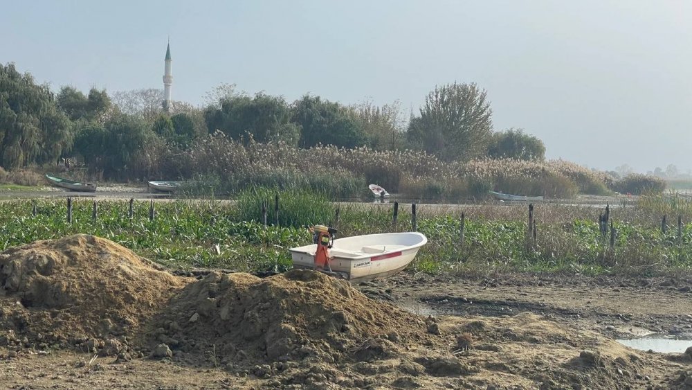 İznik Gölü’ndeki tehlike korkutuyor