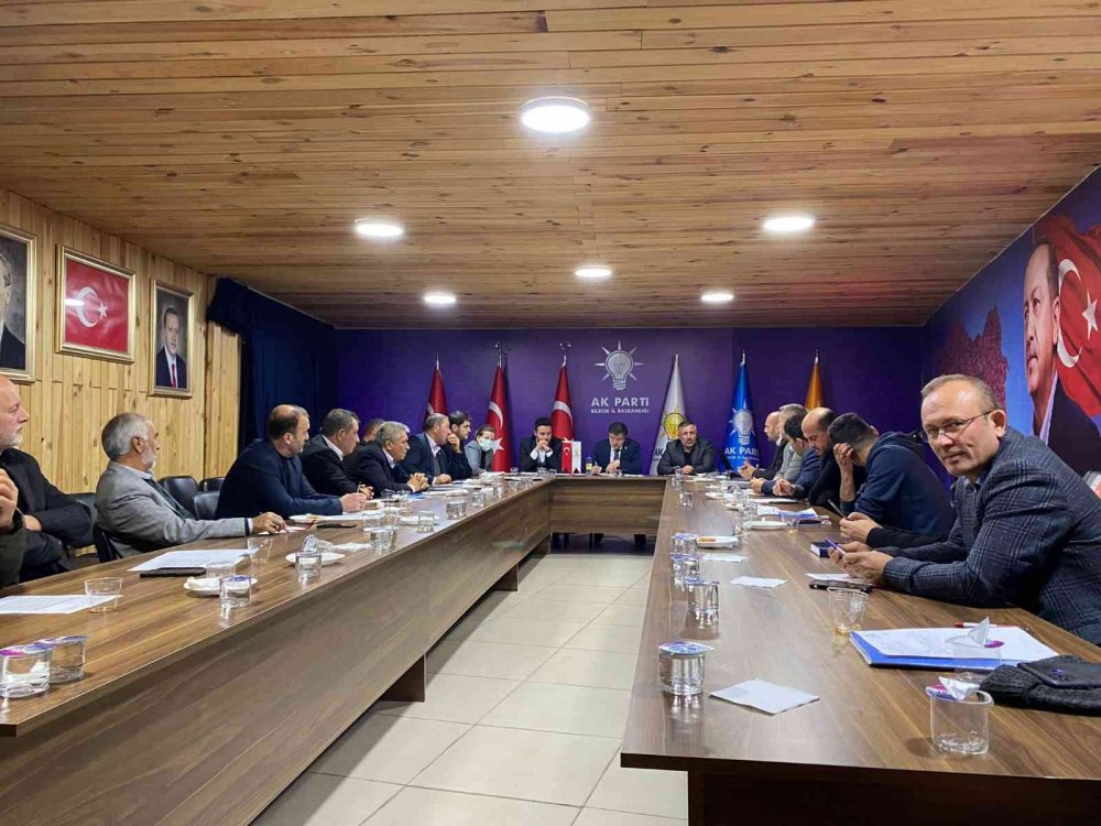 Bilecik AK Parti’de seçim işleri başkanlarıyla toplantı