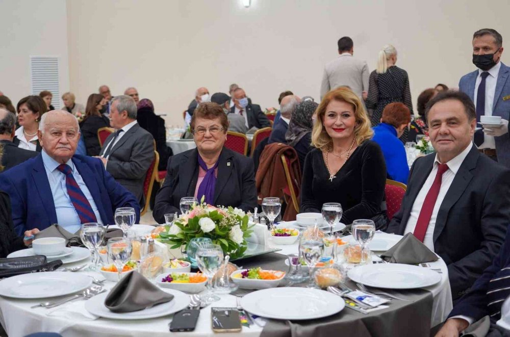 Başkan Şahin öğretmenlerle bir araya geldi