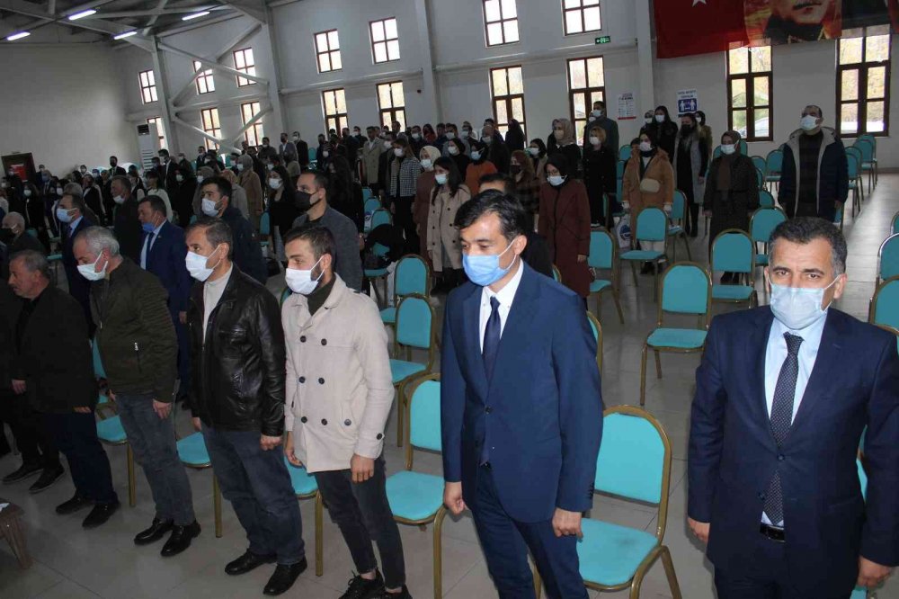 Osmaneli’de 24 Kasım öğretmenler günü kutlandı