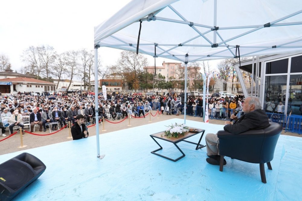 İlber Ortaylı İnegöllülerle buluştu