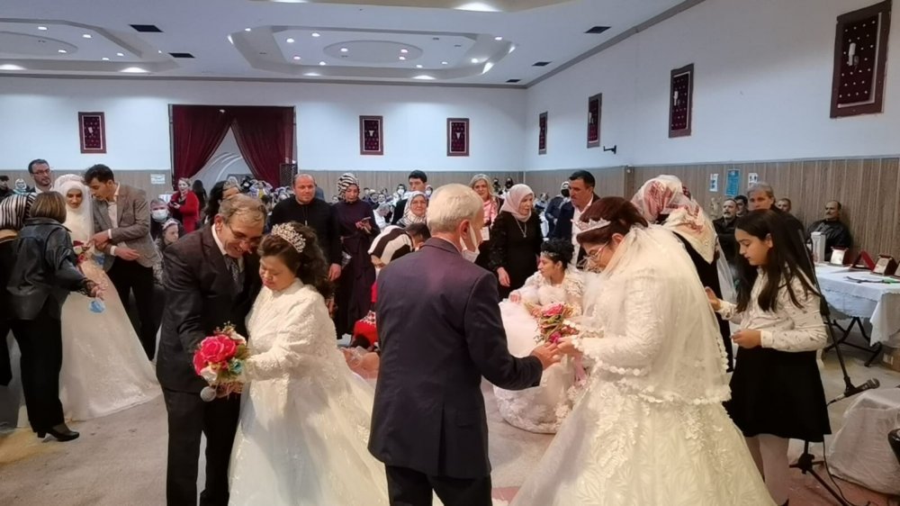 Engelli genç kızların gelinlik hayali gerçek oldu