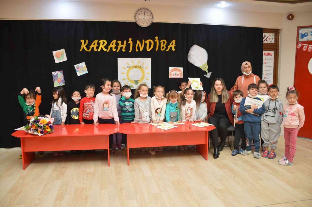Ev hanımı, çocuğunun doğa sevgisini masallaştırdı