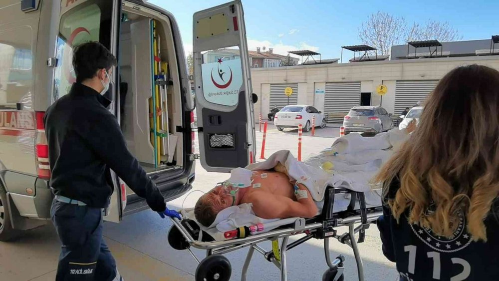 Akıma kapılan işçiyi toprağa gömdüler