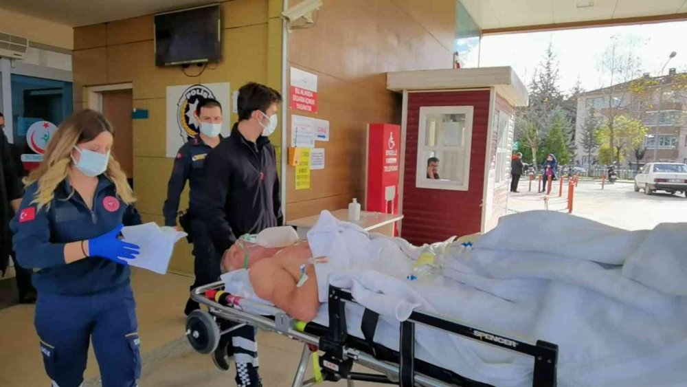 Akıma kapılan işçiyi toprağa gömdüler