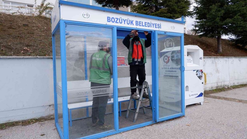 Klimalı duraklar kış mevsiminin soğuk günlerine hazırlanıyor