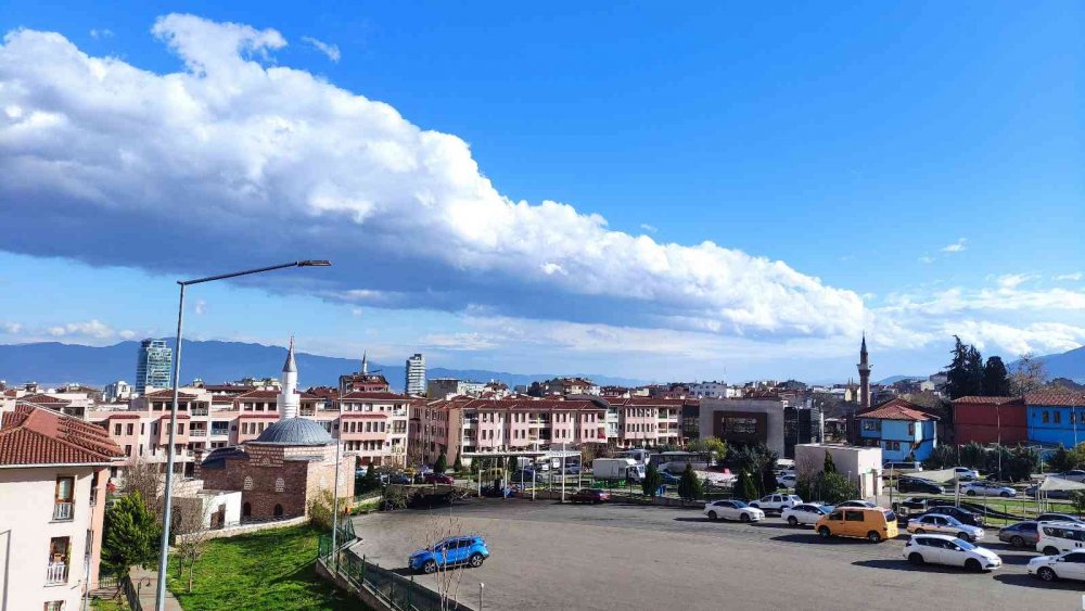 Lodos sonrası Bursa’da bulut şöleni