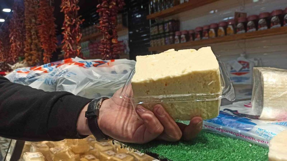 Çiğ süt zammı süt ürünlerine de yansıdı