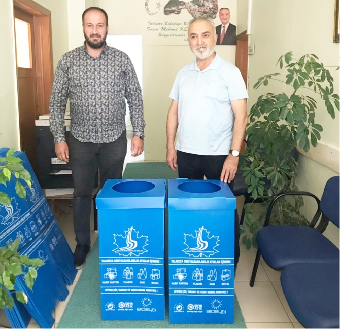 yaman-baskandan-belediyelere-destek3.jpg