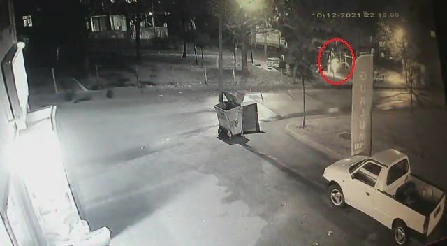 Bursa’da şaka yaparken arkadaşını alev alev yaktı.. O anlar kamerada