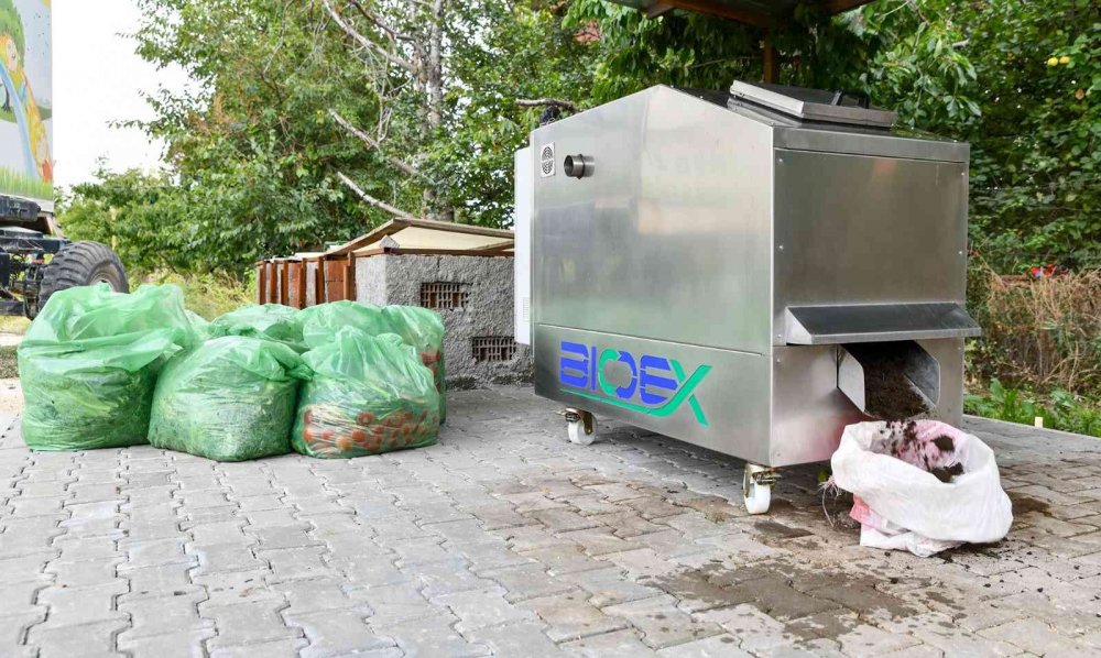 670 kilogram atık, doğal gübreye dönüştü