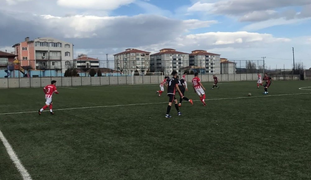 Bilecikspor, rahat kazandı