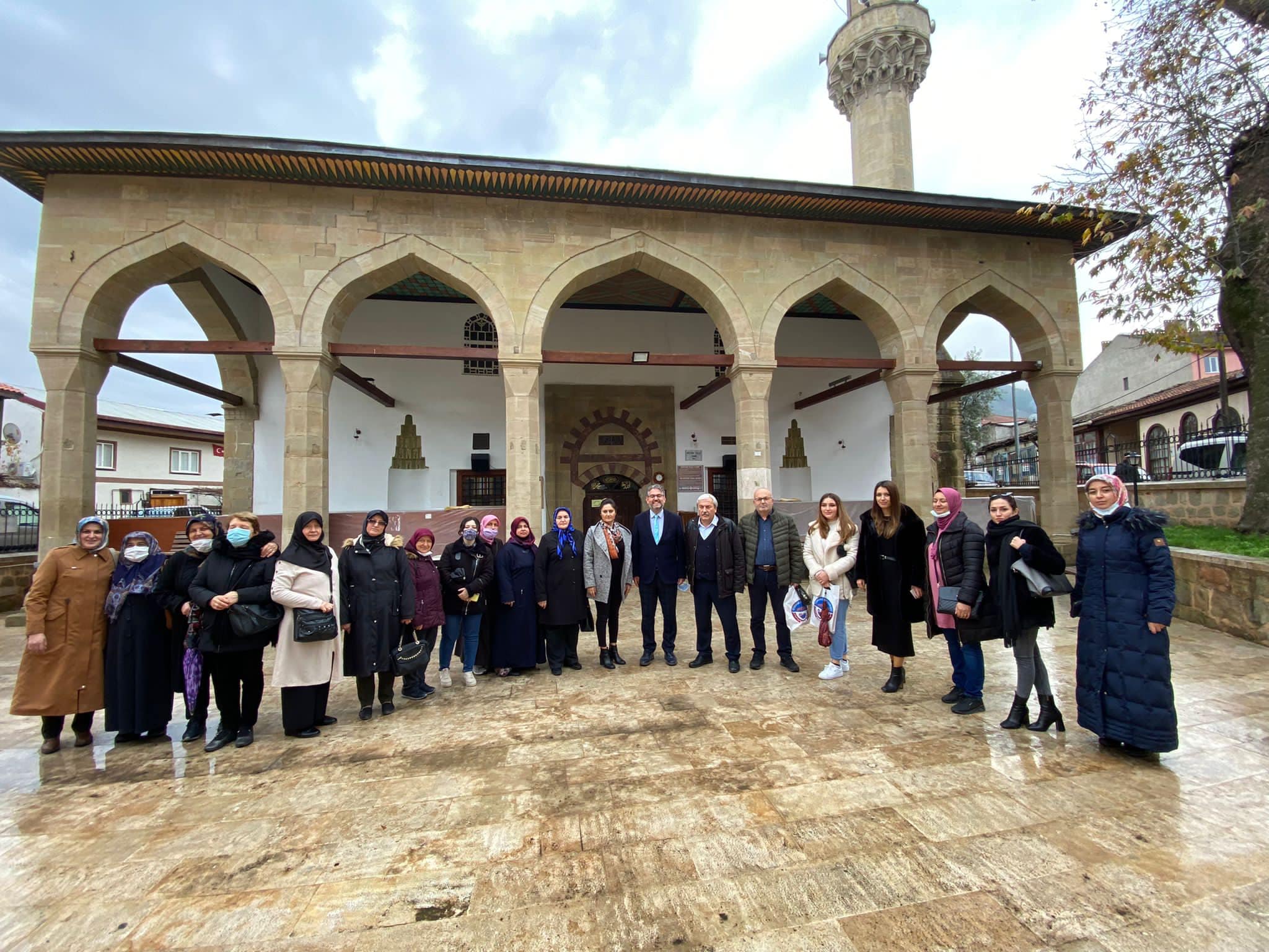 osmaneli-ve-golpazari-belediyelerinden-isbirligi2.jpg