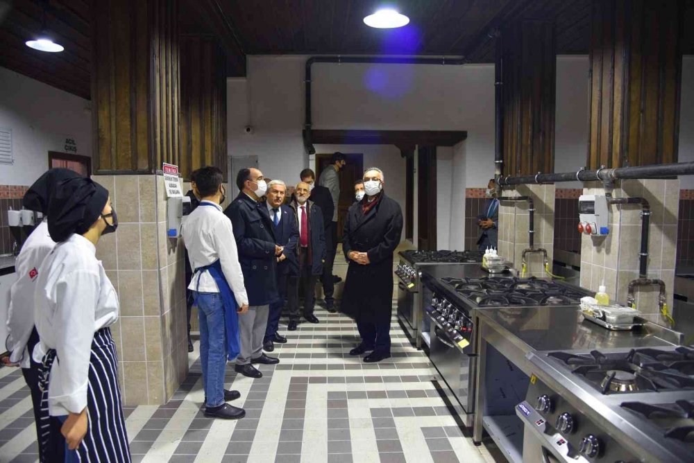 YÖK Başkan Yardımcısı Kapıcıoğlu’dan Osmaneli’ne ziyaret