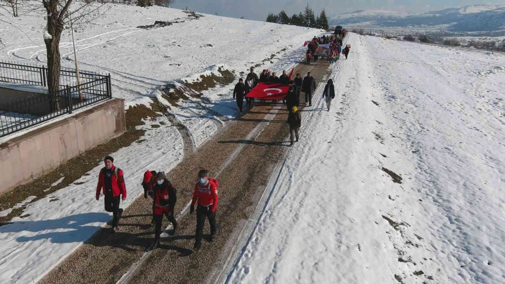 Bozüyük’te Sarıkamış Şehitleri için yürüdüler
