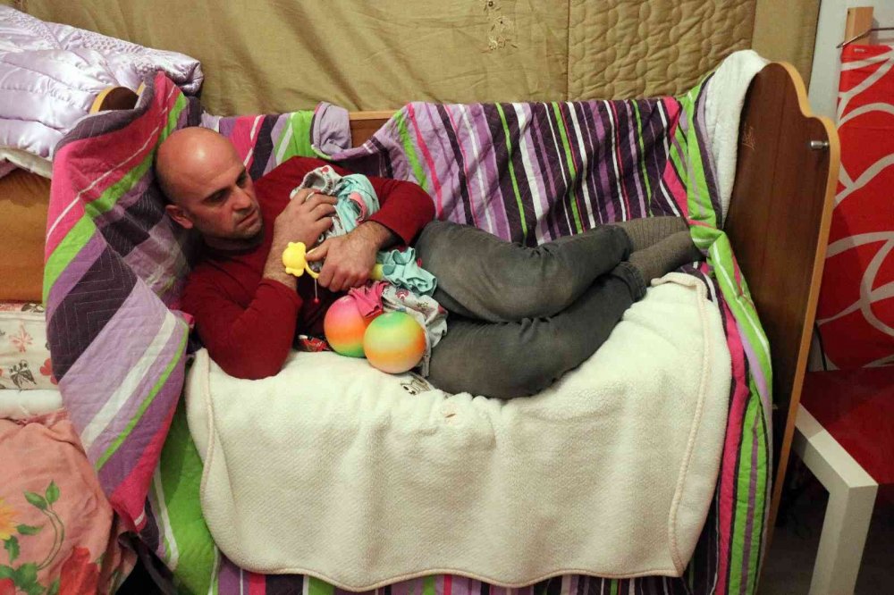 Bir babanın çaresiz çocuk özlemi