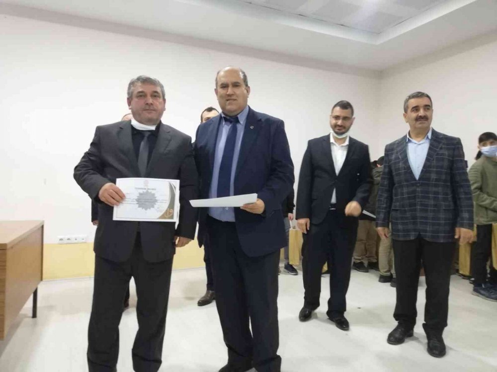 Kur’an-ı Kerim’i Güzel Okuma, Hafızlık ve Ezan Okuma Yarışması yapıldı