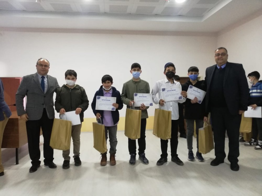 Kur’an-ı Kerim’i Güzel Okuma, Hafızlık ve Ezan Okuma Yarışması yapıldı