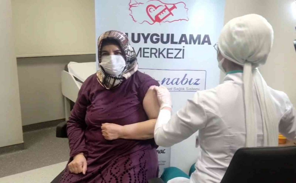 Bursa’da Turkovac aşısı uygulaması başladı