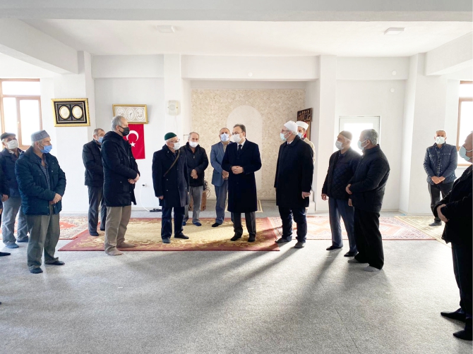 yunus-emre-camii2.jpg