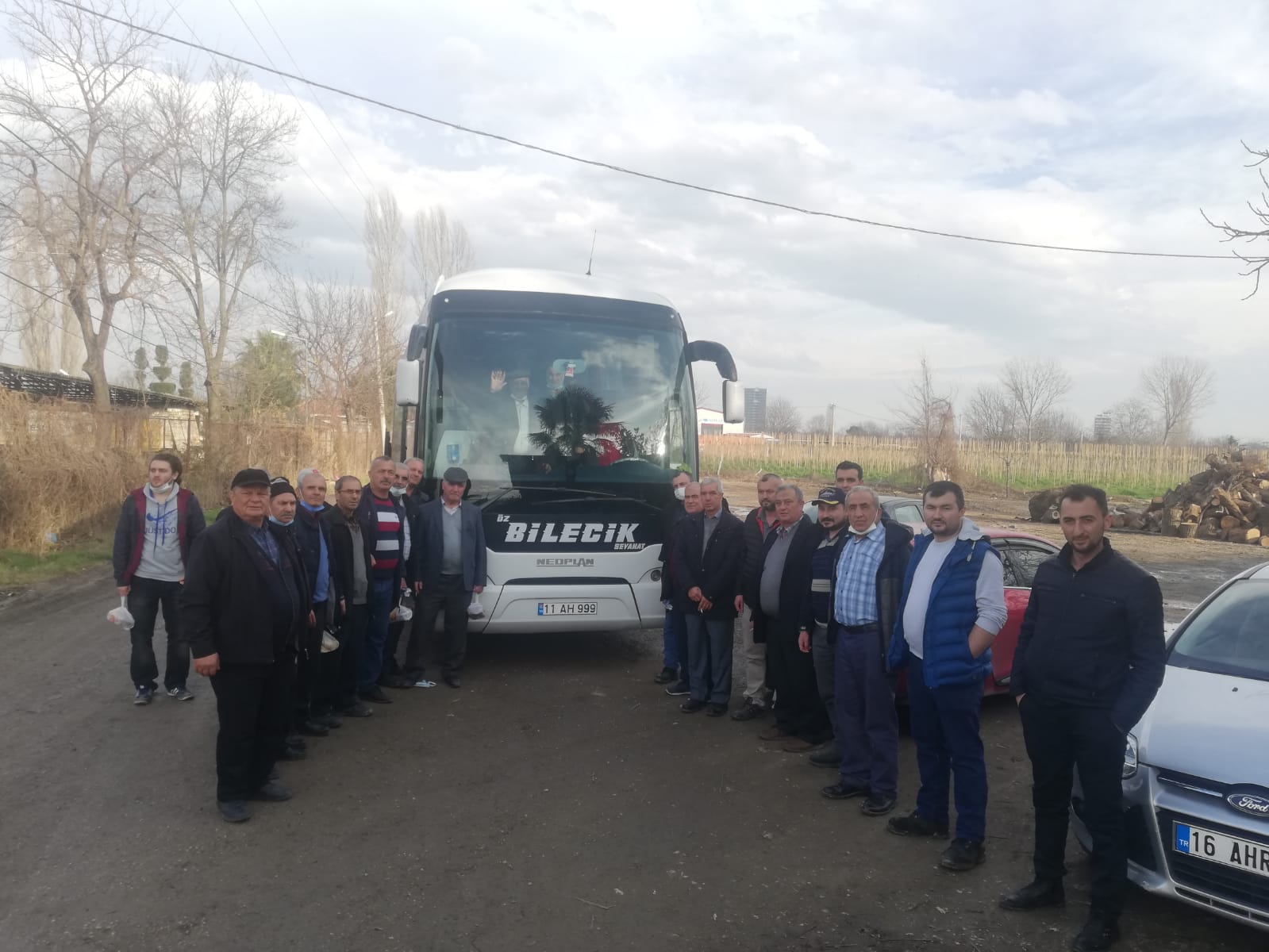 golpazari-buuyukbelen-koyu-ceviz-deposu-3.jpg