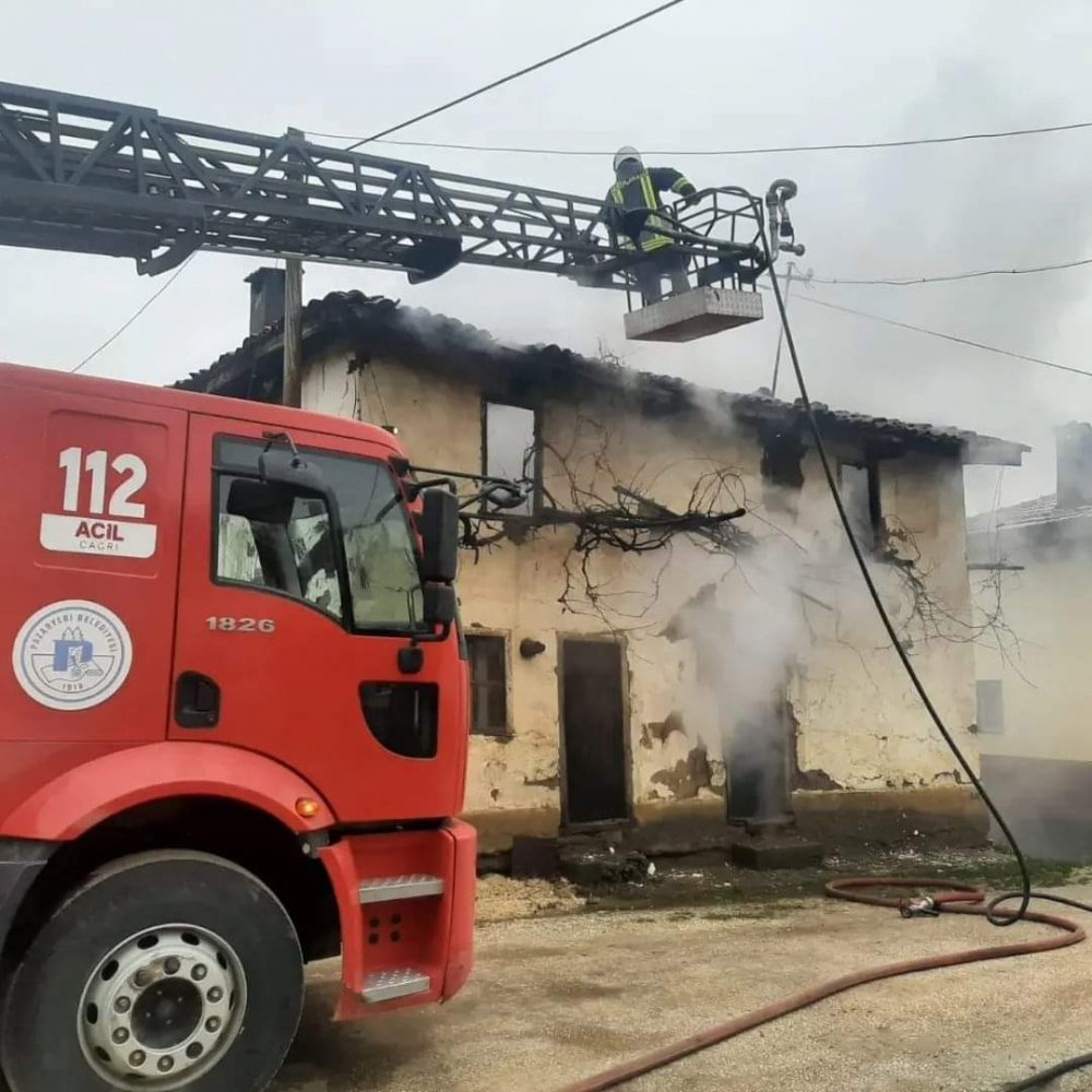 Metruk binada yangın çıktı