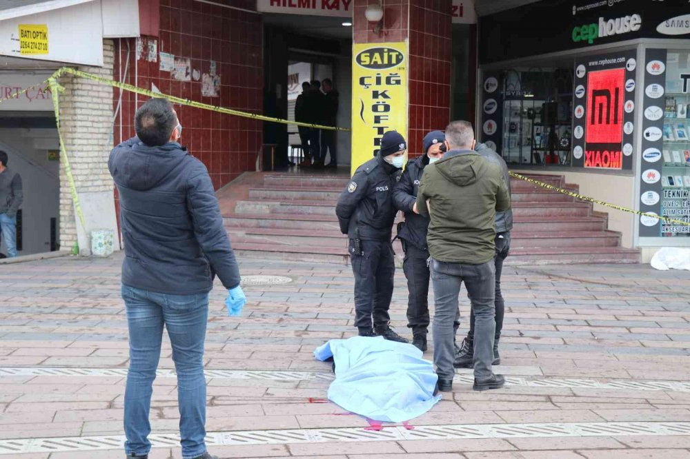 Şehir merkezinde şok olay, görenler oraya koştu