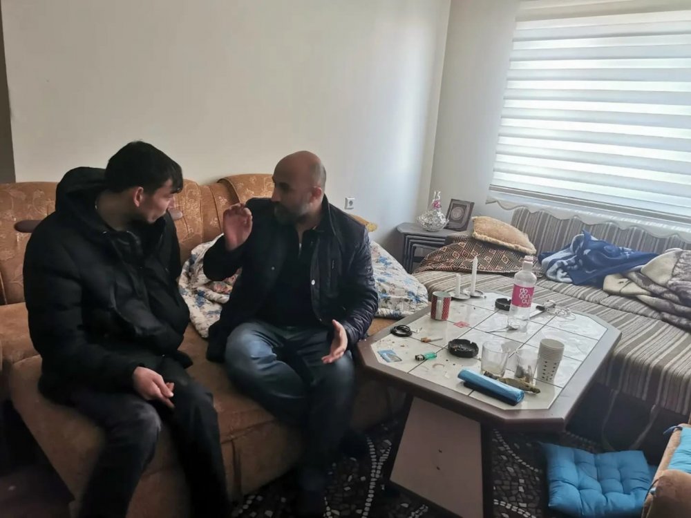 Mısır tezgahından malzeme çalınan engelli gence destek yağdı