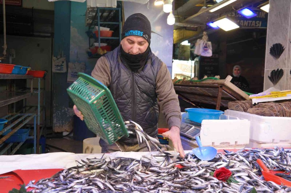 Suyun buz tuttuğu derecede ekmek kavgası