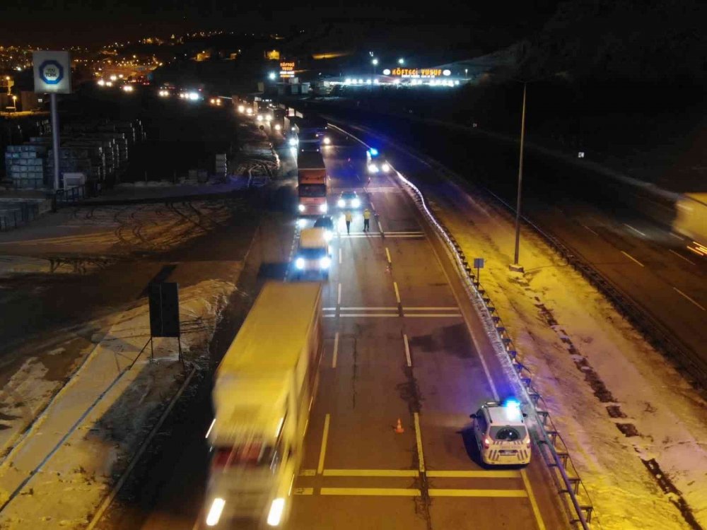 Ağır tonajlı araçların İstanbul istikametine geçişine izin verilmiyor