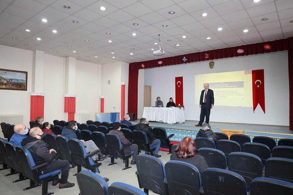 Kantin ve yemekhanelerde çalışan personele hijyen eğitimi verildi