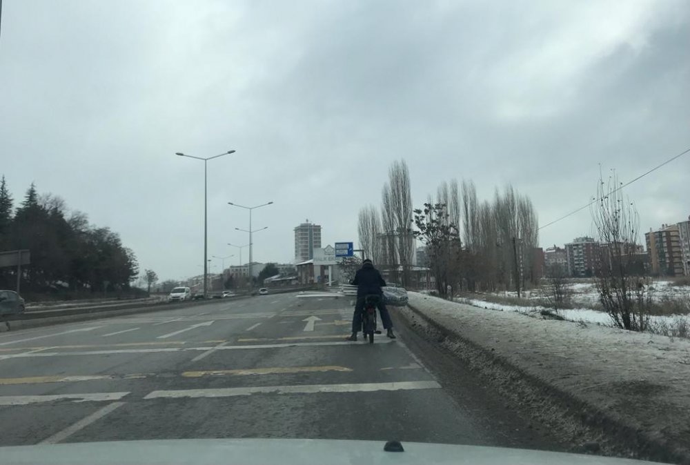 Eşya taşımak için seçtiği yöntem şaşkına çevirdi