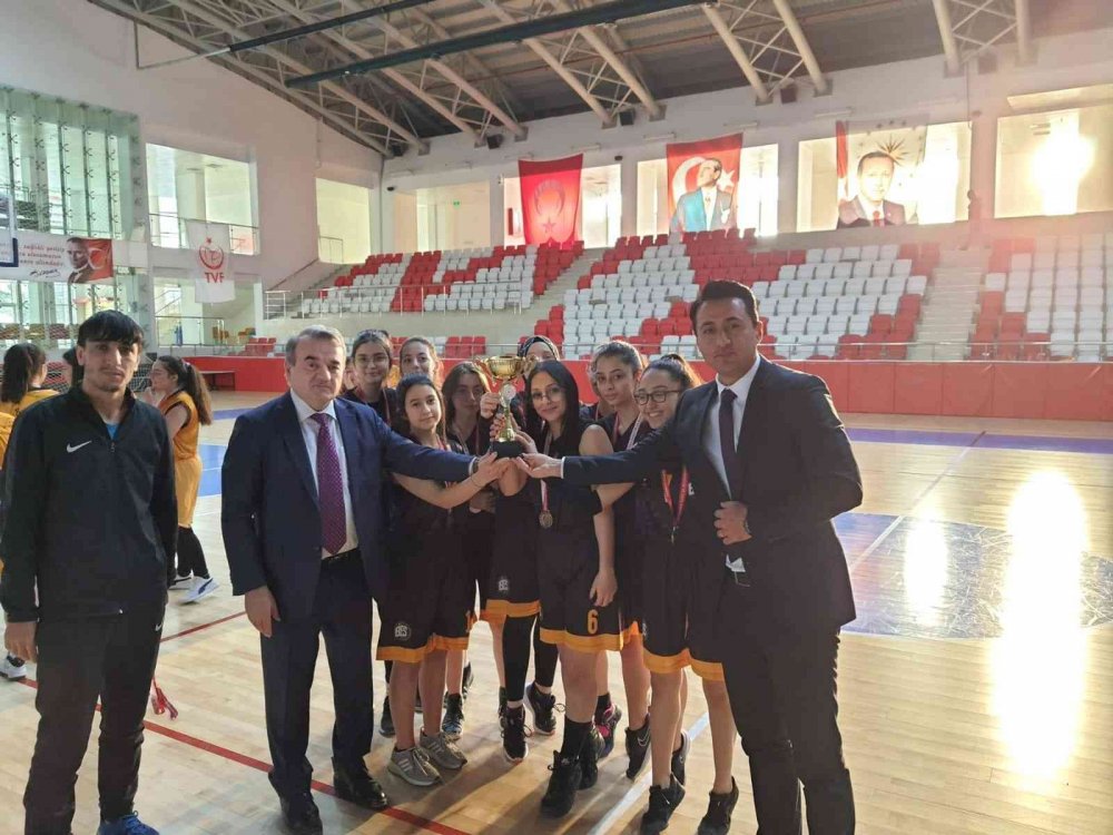 Bozüyüklü genç sporcular ildeki başarılarını sürdürüyor