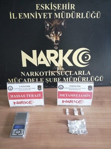 Torbacı operasyonunda 3 gözaltı