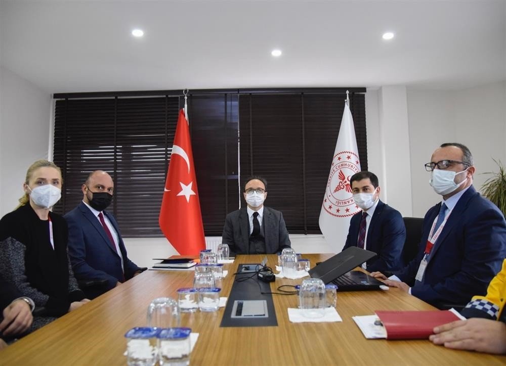 Vali Kızılkaya sağlık hizmetleri hakkında brifing aldı