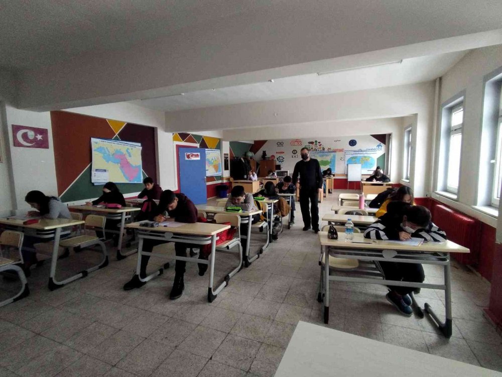 Yarıyıl tatilinde de LGS’ye hazırlandı