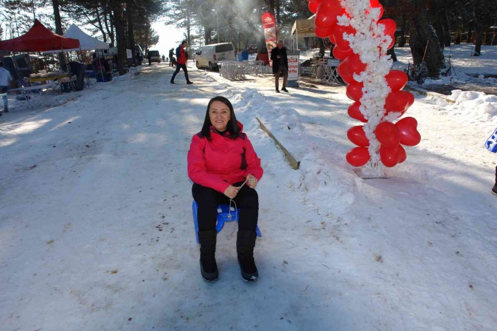5 bin kişi Kızak Şenliği’nde bir araya geldi