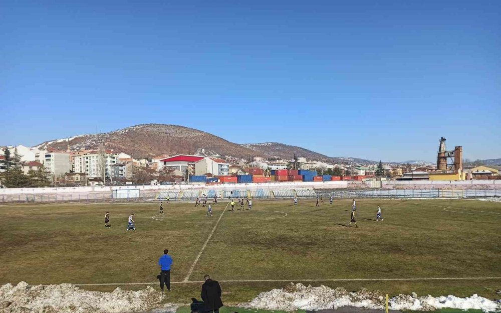 Vitraspor kendi evinde gol olup yağdı