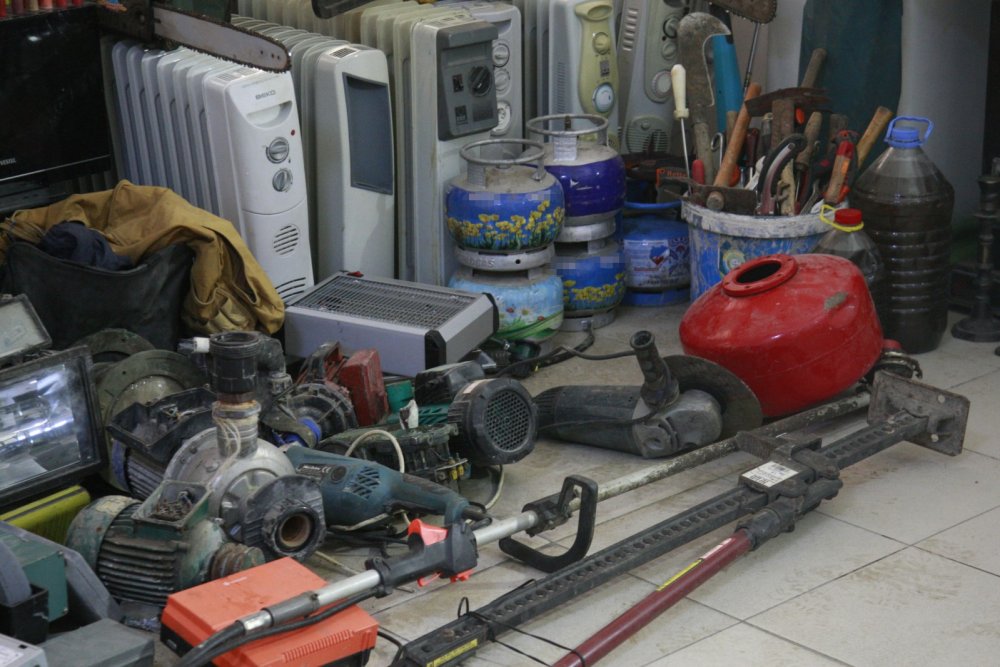 JASAT dedektifleri 50 olayın faili suç örgütünü çökertti