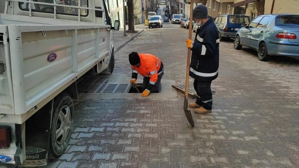 Mazgallarda temizlik çalışması yapıldı