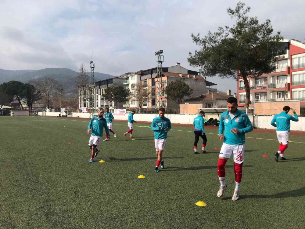 Bilecikspor yönetiminden hakeme tepki