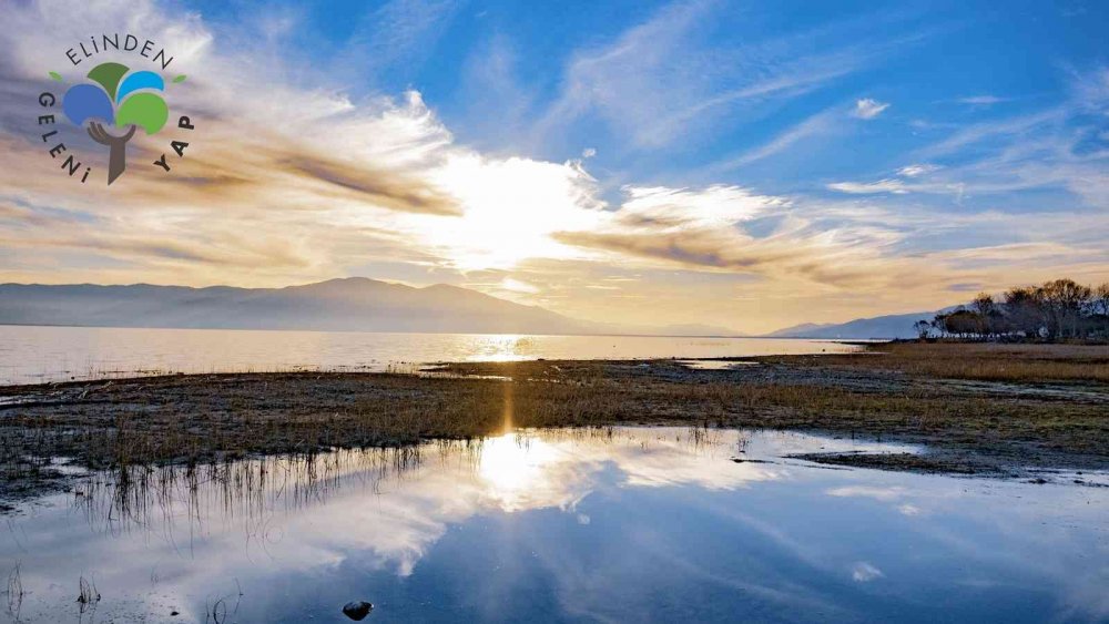 İznik Gölü kuruyor...Belgesel ile tehlikeye dikkat çekti