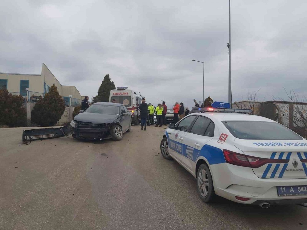 Bilecik’te trafik kazası: 2 yaralı