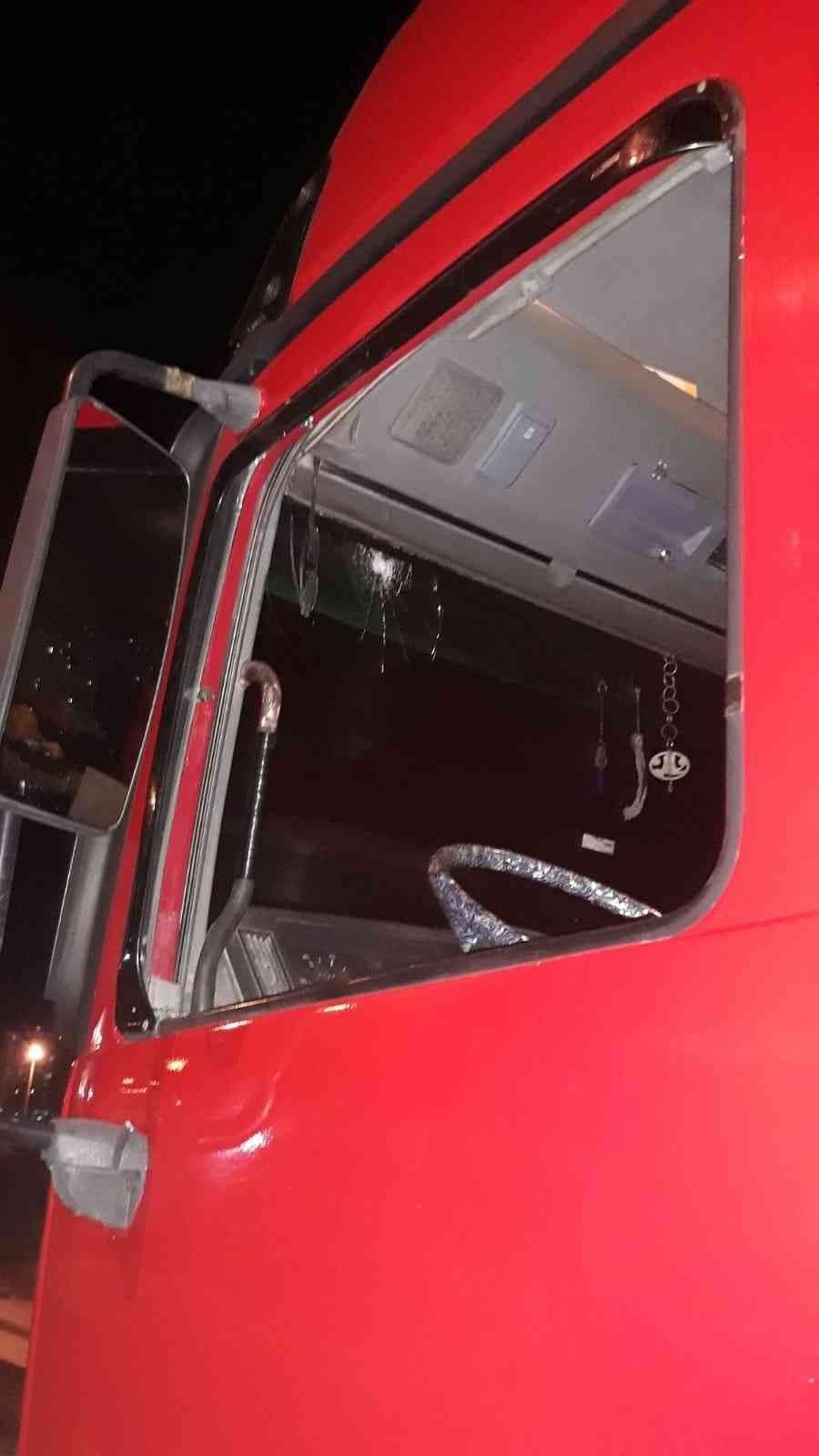 Tıra ateş edip kaçan otomobildeki 4 kişi gözaltına alındı